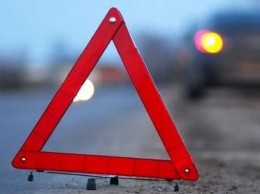 В Запорожской области мотоциклист лоб в лоб столкнулся с микроавтобусом и умер от полученных травм