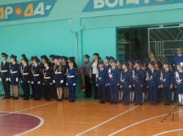 В Симферополе «полицейские кадеты» гимназии № 11 приняли присягу