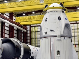 SpaceX запустила новый пилотируемый корабль на МКС. Он должен заменить "Союзы"