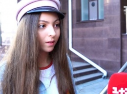 Дочь Оли Поляковой в честь своего дня рождения оголилась на камеру