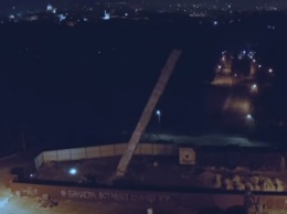Во Львове снесли 30-метровый Монумент славы