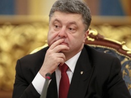 Стало известно, за что Порошенко шлепнул девушку по лицу на глазах украинцев