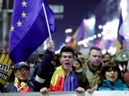 В Румынии проходит многотысячная акция протеста