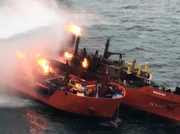 В Черном море погасли два танкера, которые пылали больше месяца