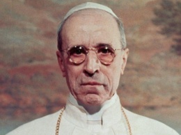 Ватикан рассекретит архивы из-за обвинений понтифика Пия XII в бездействии во время холокоста