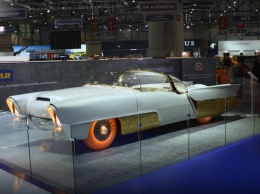 В Goodyear сделали новые полупрозрачные шины для ретро-концепта Golden Sahara II