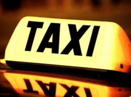 В Харькове мужчина за один день осчастливил двадцать пять девушек и службу такси
