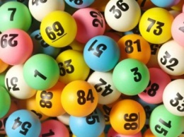 В США старушка впервые в жизни купила лотерейный билет и выиграла $40 тысяч
