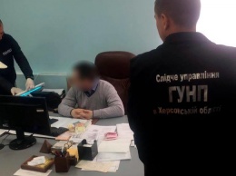 Чиновники-коррупционеры на Херсонщине набрали взяток на 30000 гривен