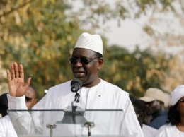 Президент Сенегала Маки Салл переизбран на следующие пять лет