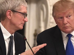 Трамп забыл фамилию главы Apple и назвал его Тимом Эпплом