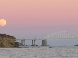 Из-за Крымского моста у жителей полуострова появилась еще одна проблема