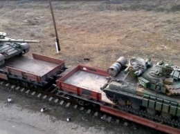 «На Москву, или в котлы Донбасса?»: в «ЛДНР» началась паника из-за эшелона с множеством танков ВСУ - СМИ