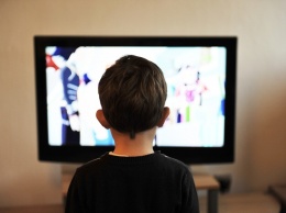 Врач-геронтолог: Просмотр телевизора вреден в любом возрасте