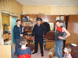 Транспортные полицейские проверили условия проживания в неблагополучных крымских семьях