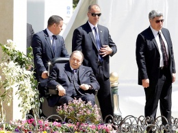 В Алжире сегодня ожидают возвращения из Женевы президента Бутефлики