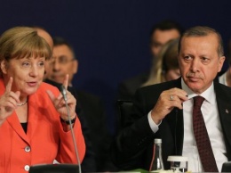 Турция выслала двоих немецких журналистов