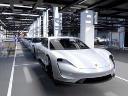 Электрический Porsche захотели купить 20 тысяч человек
