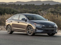 Обновленный Hyundai Elantra оценили в России в 1 049 000 рублей