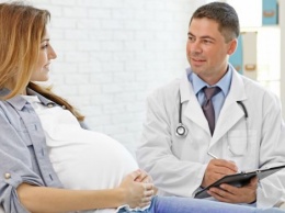 После 40 рожать можно: медики рассказали о безопасных родах в зрелом возрасте