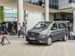 Mercedes-Benz начал продавать в России микроавтобусы Vito Life