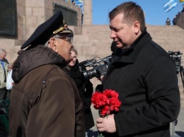 Андрей Гордеев поздравил херсонцев с 75-летием освобождения города от фашистских оккупантов