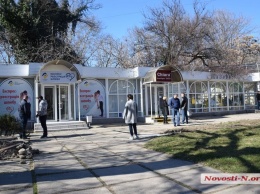 В Николаеве предприниматели «делят» галерею на Спасской: приехала полиция