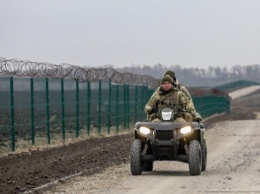 На границе с РФ возобновили строительство стены