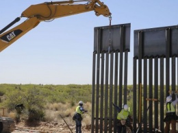 Сенат США проголосовал за прекращение чрезвычайного положения на границе с Мексикой