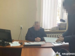 На Днепропетровщине чиновники горсовета «погорели» на взятке