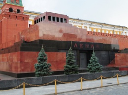 Россиянин пробился к Ленину в Мавзолей: «Вставай»
