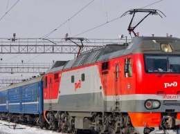Поезд "Запорожье-Киев" забросали камнями
