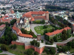 Из-за обвала замка в Кракове погиб украинец-заробитчанин