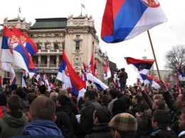 Сербская весна: Оппозиция Сербии требует отставки президента страны, которого обвинили в предательстве