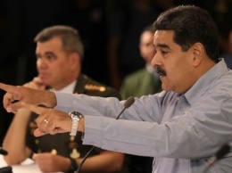 Мадуро призвал своих министров уйти в отставку