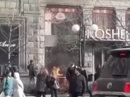 Полиция нашла в поджоге магазинов Roshen след российских спецслужб