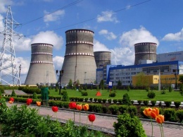 Энергосистема Украины работает без пяти атомных блоков