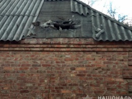 В Донецкой области оккупанты из минометов обстреляли жилые дома