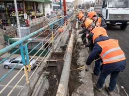 КГГА показала, как разбирают Шулявский мост