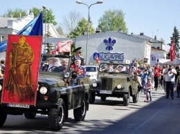 В латвийском Даугавпилсе по настоянию властей закрыли выставку россиян, посвященную аннексии Крыма