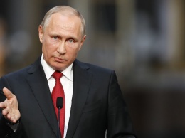 В Кремле рассматривают сценарии сохранения Путина при власти, - Bloomberg