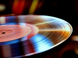 Продажа и покупка пластинок, аудио кассет и компакт-дисков на Vinyl.com.ua
