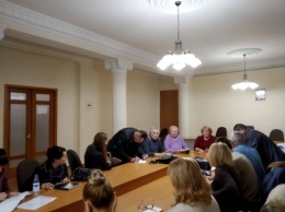 На Днепропетровщине заменили главу ОИК №38, члены комиссии недовольны