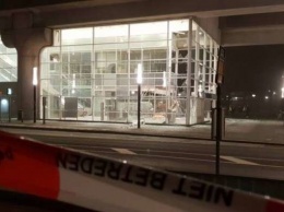 В метро Амстердама произошел взрыв, станцию перекрыли