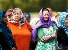 Жительницы Новой Зеландии вышли на улицы в платках в знак поддержки мусульман после теракта