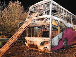В Китае произошло возгорание туристического автобуса: десятки погибших