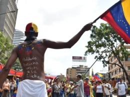 В Венесуэле заявляют о "краже" 30 миллиардов долларов