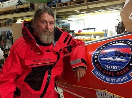Путешественник Конюхов на весельной лодке пережил 12-балльный шторм в Тихом океане