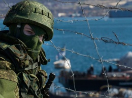Путин направил в Крым десятки тысяч «зеленых человечков»: опубликованы ужасающие данные