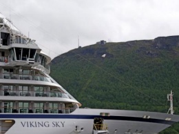 Круизный лайнер Viking Sky добрался до порта в Норвегии